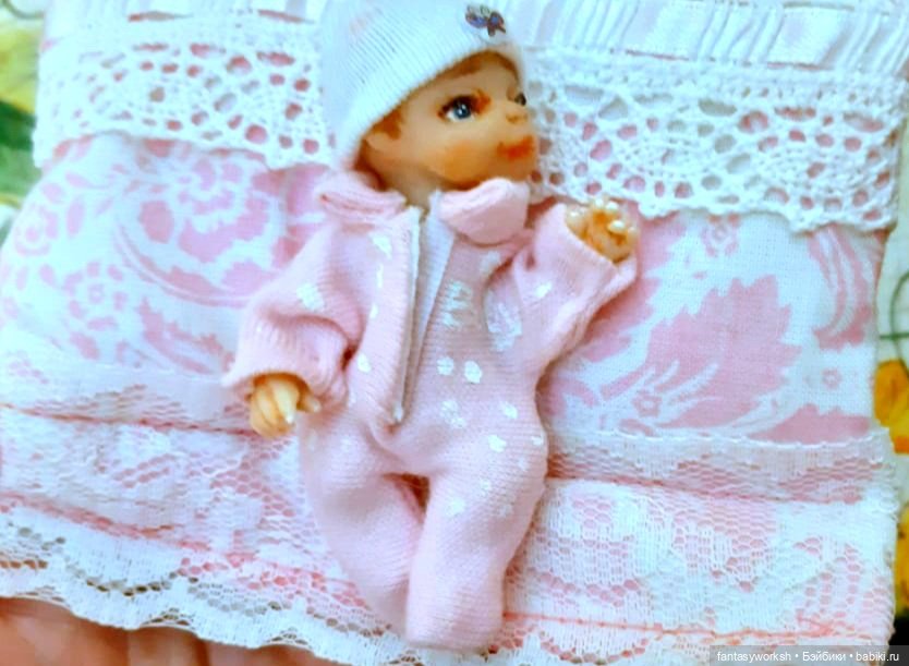Микроскопическая леди и ее гардероб. Авторские куклы Натальи Игнатьевой