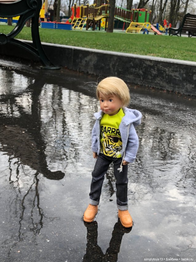 Прогулка Мишки по весеннему Харькову