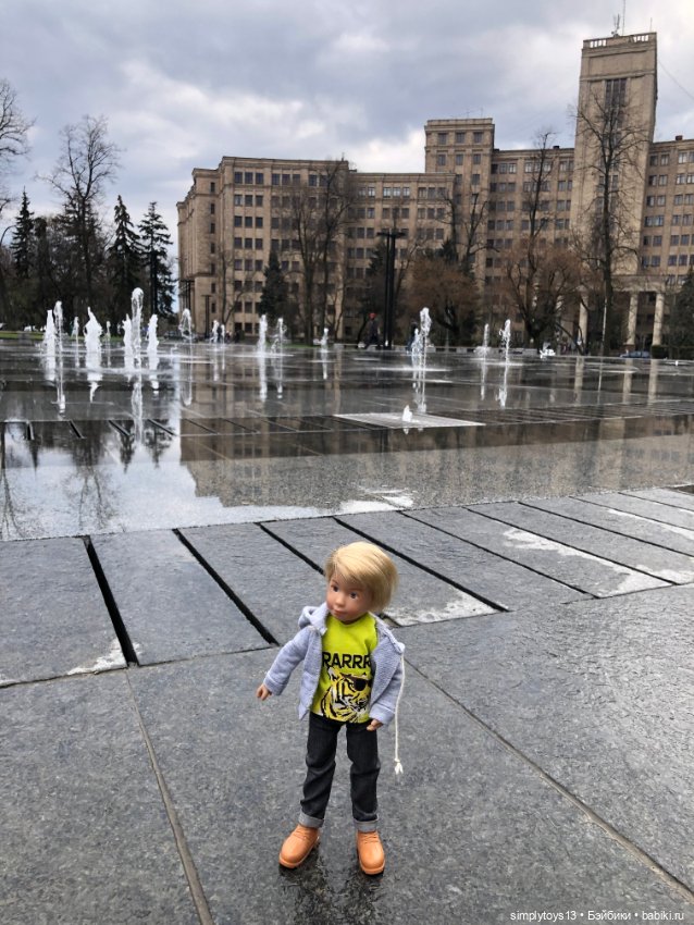 Прогулка Мишки по весеннему Харькову (фото 4)