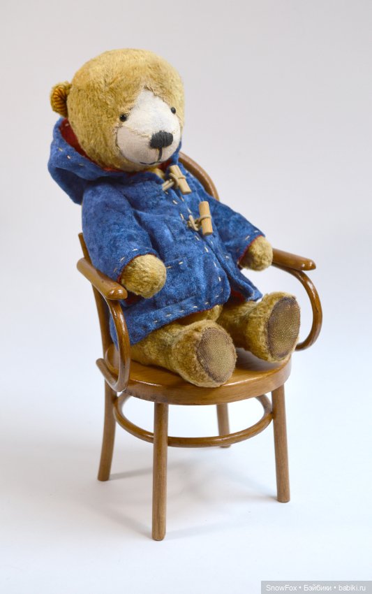 Уютное кресло для медового медвежонка