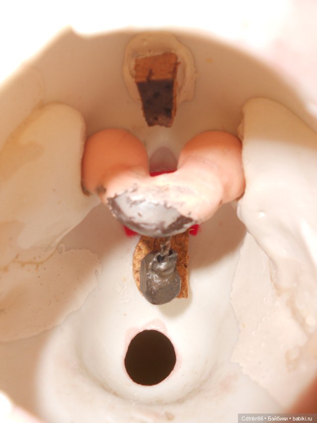 Реставрация антикварной куклы 1894 АМ4DEP. Хромоножка. Выравниваю ножки