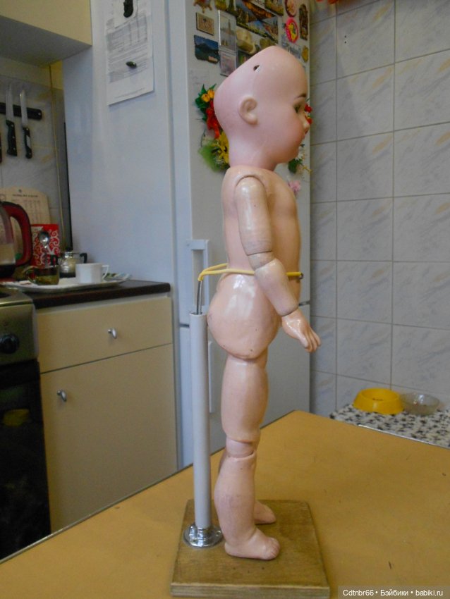 Реставрация антикварной куклы 1894 АМ4DEP. Хромоножка. Выравниваю ножки