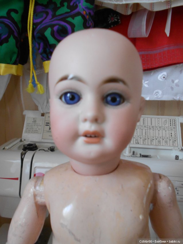 Реставрация антикварной куклы 1894 АМ4DEP. Хромоножка. Выравниваю ножки (фото 2)