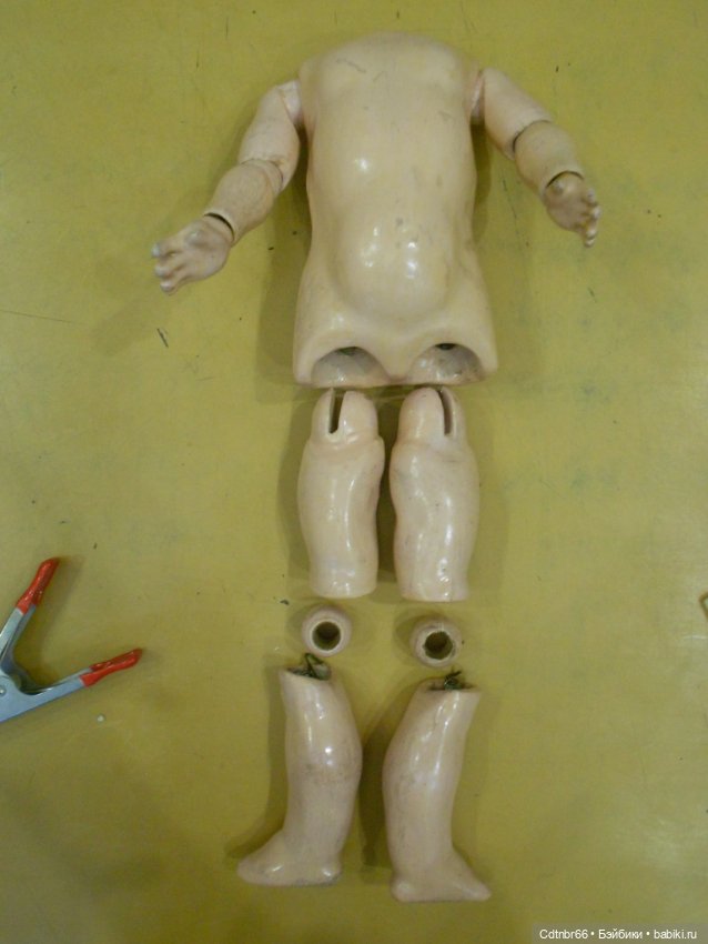 Реставрация антикварной куклы 1894 АМ4DEP. Хромоножка. Выравниваю ножки (фото 6)