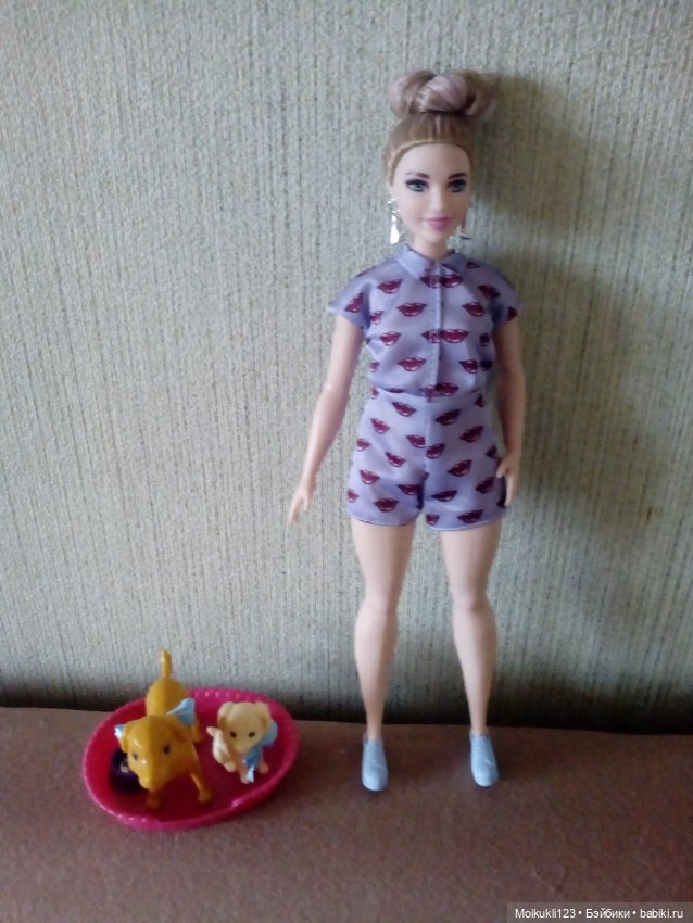 Аня и щенки — Куклы Barbie (Барби): Looks (фото 6)