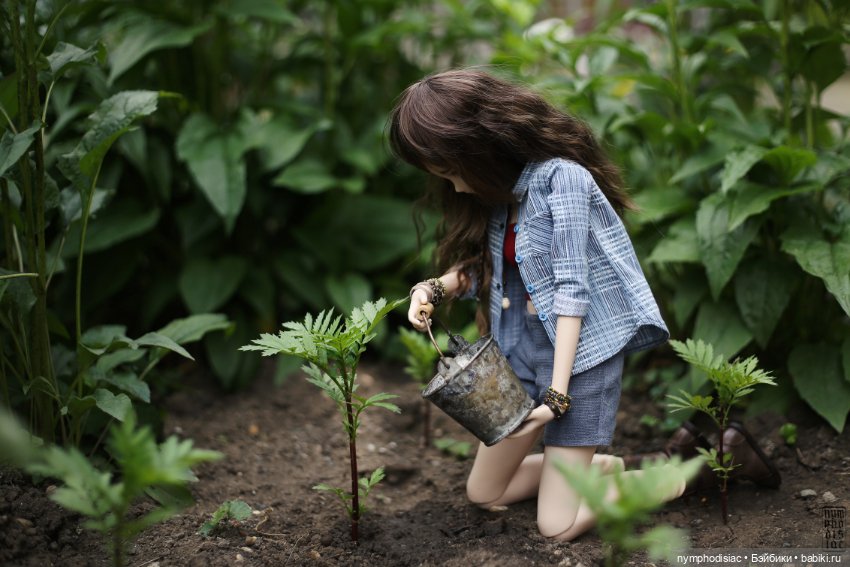 Садово-огородные дела Одри (Smart Doll Julia) (фото 6)