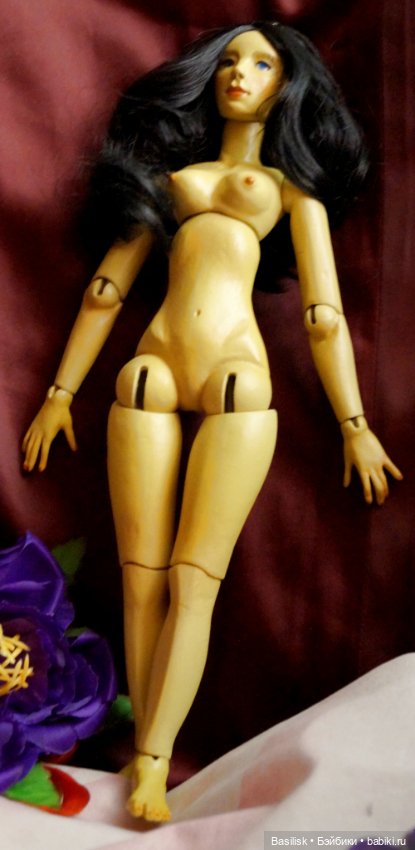 Шарнирная кукла темноволосая девушка (фото 2)