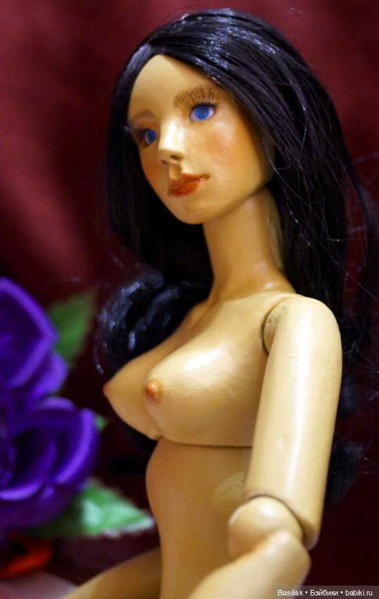 Шарнирная кукла темноволосая девушка (фото 7)