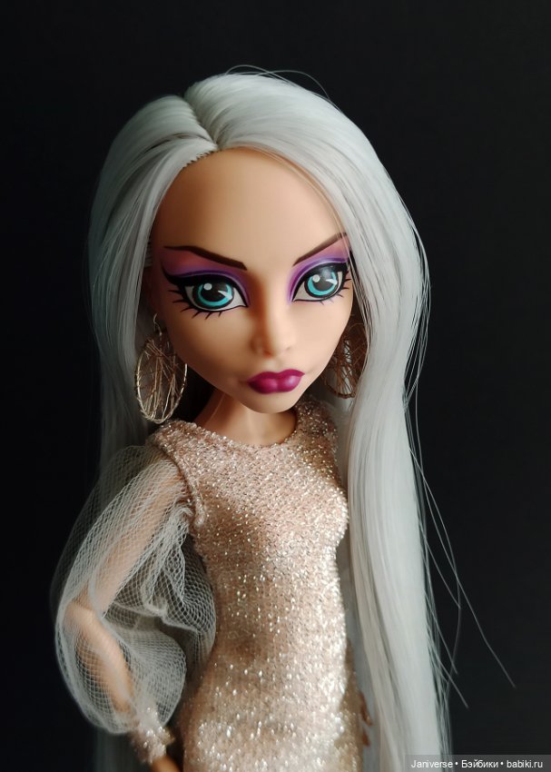 Старшие монстро дивы, моя Бладгуд (фото 10)