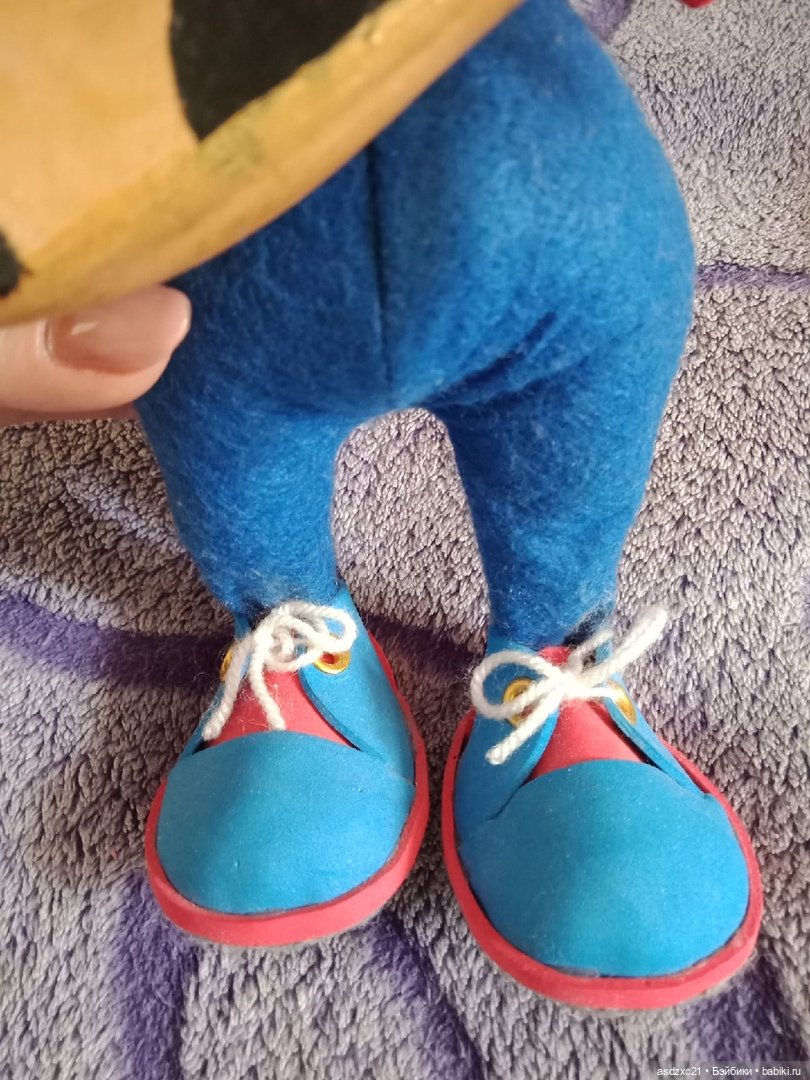 Хрюня балалаечник — Куклы из капрона и чулочной техники: авторские игрушки (фото 4)