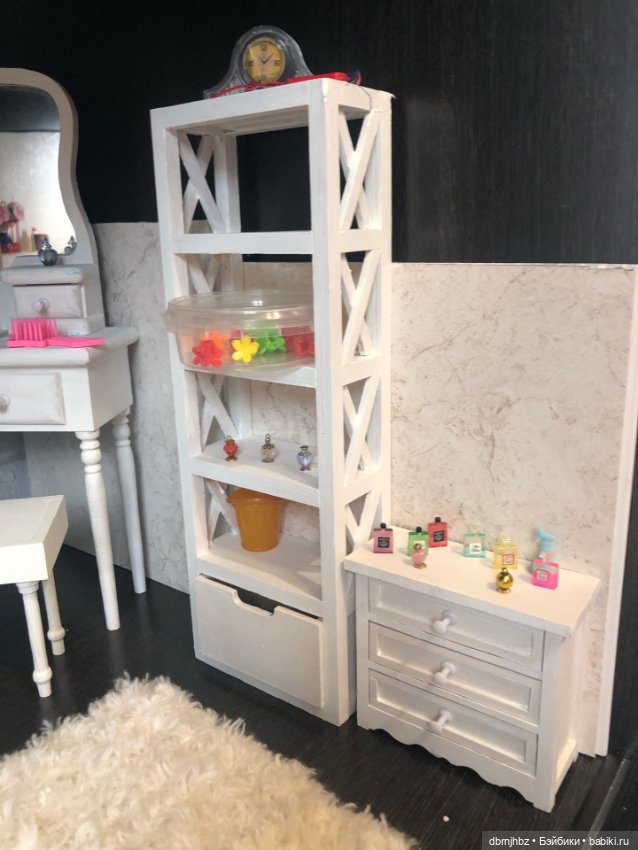 Создаем кукольные комнаты