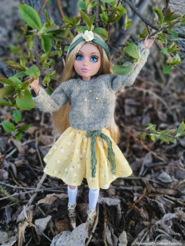 Весенняя прогулка с Мелроуз Moxie Teenz