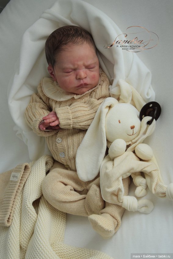 Jordis скульптора Sabine Altenkirch, автор прототипа Sandra Picaro Angelkovich