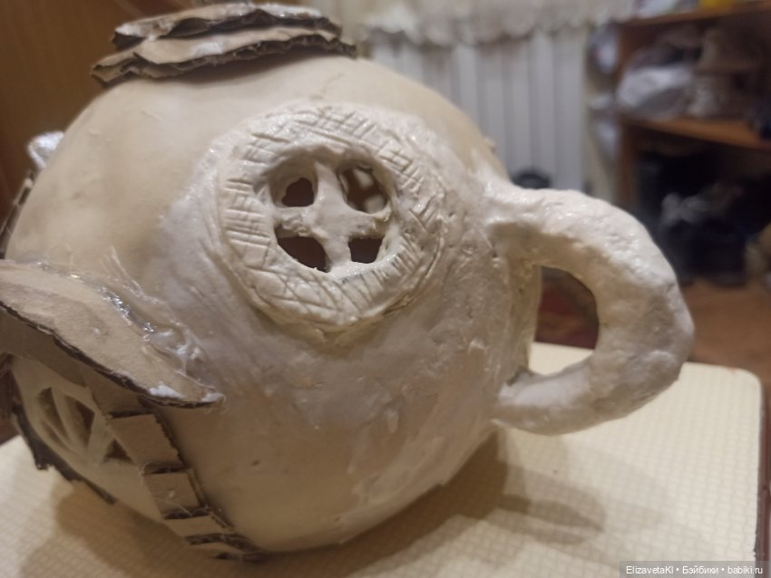 Домик на клумбу — Авторские игрушки из разных материалов: синельная проволока (фото 7)