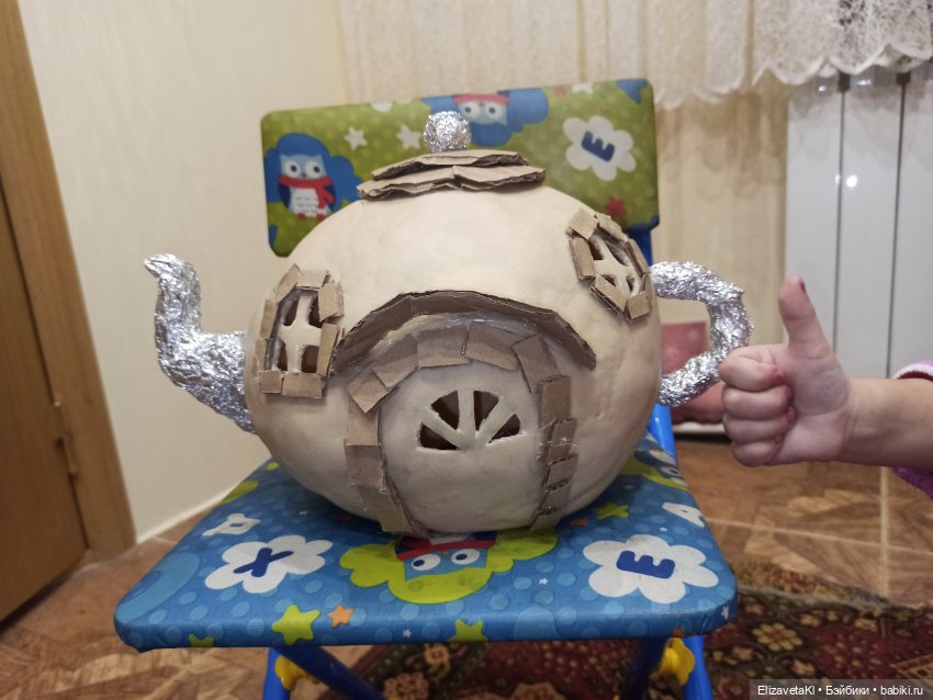 Домик на клумбу — Авторские игрушки из разных материалов: синельная проволока (фото 6)