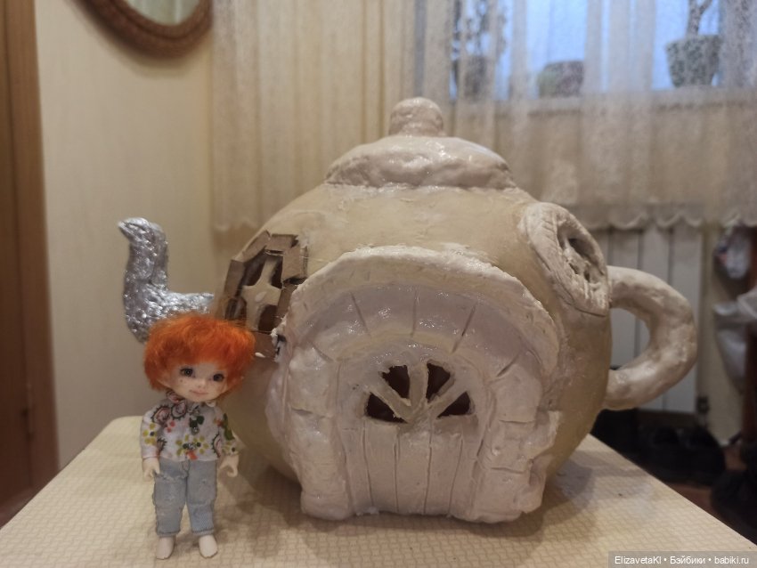 Домик на клумбу — Авторские игрушки из разных материалов: синельная проволока (фото 9)