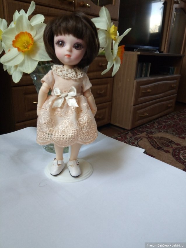 Хотела написать топик про платье, а получается про куклу (фото 5)