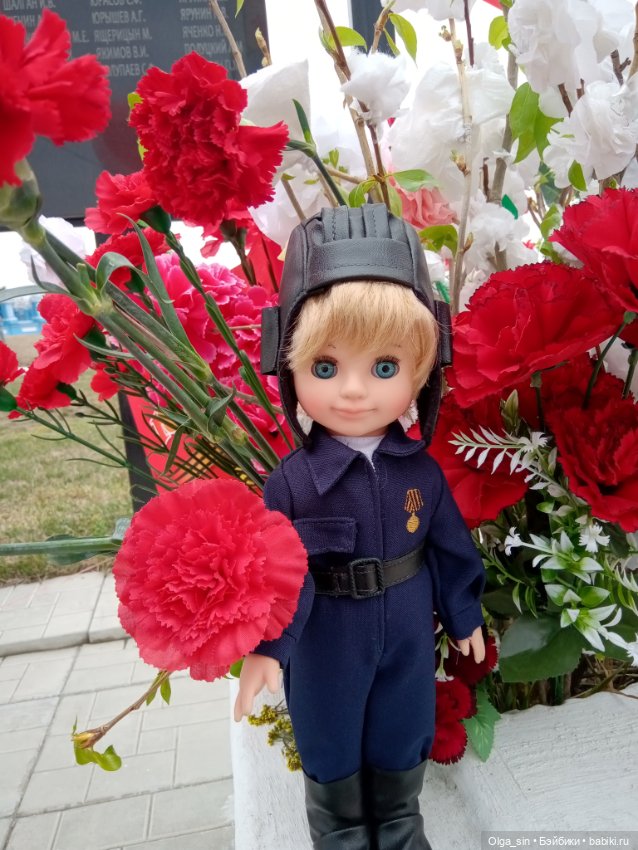 С Днём Великой Победы — Российские куклы Весна