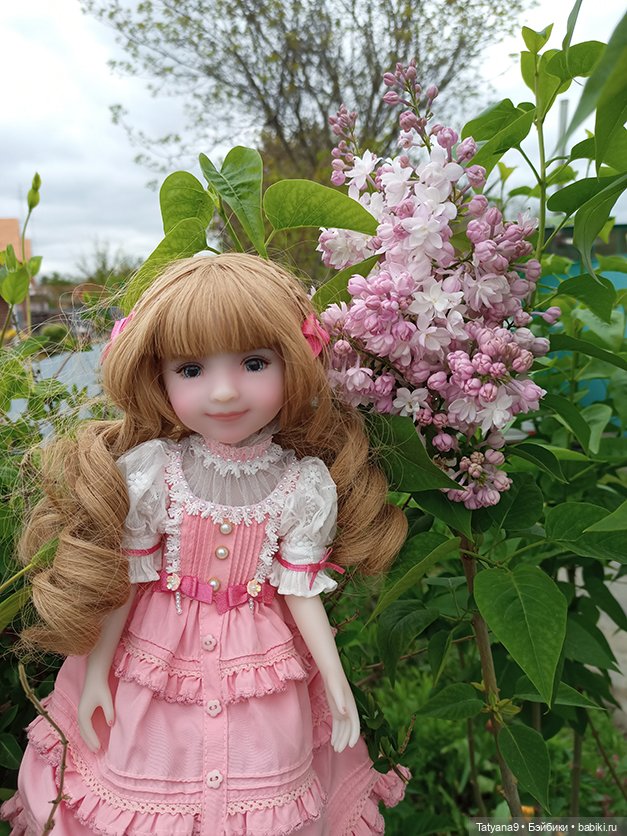 Дарла в весеннем саду — Куклы Ruby Red (Руби Ред) Fashion Friends: Siblies (фото 6)