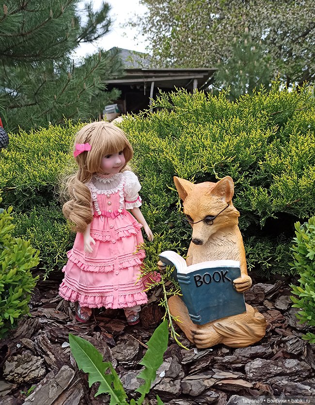 Дарла в весеннем саду — Куклы Ruby Red (Руби Ред) Fashion Friends: Siblies (фото 9)