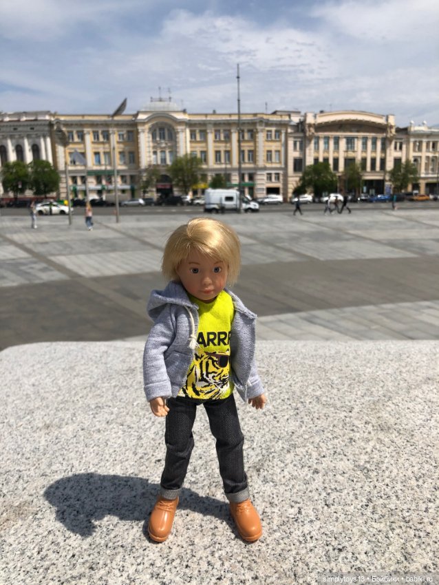 Мишка приглашает на прогулку