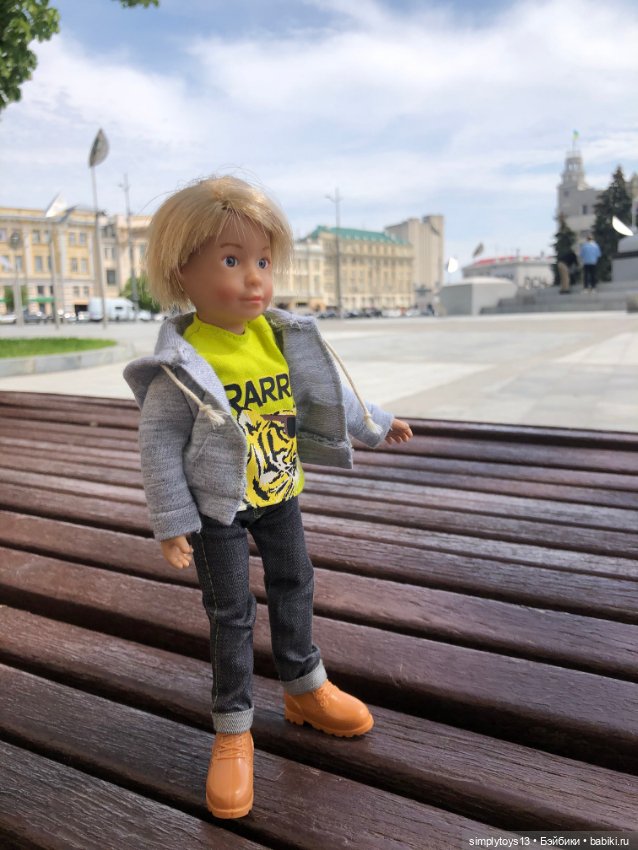 Мишка приглашает на прогулку