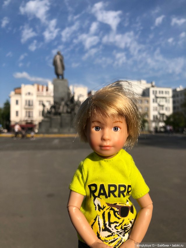 Мишка приглашает на прогулку