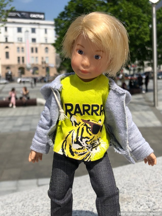 Мишка приглашает на прогулку