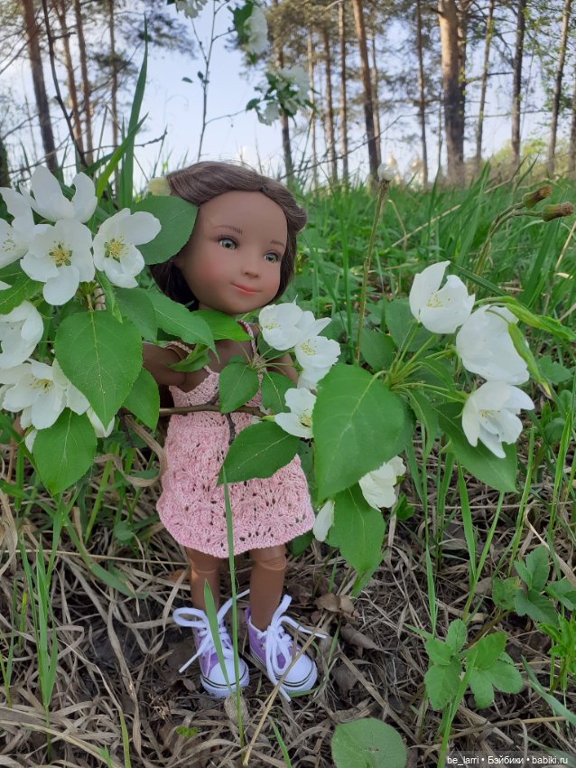 Прогулка у пруда маленькой руби