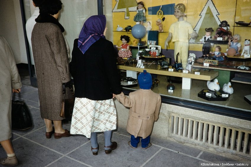 Куклы на снимках американского фотографа и журналиста Харрисона Формана