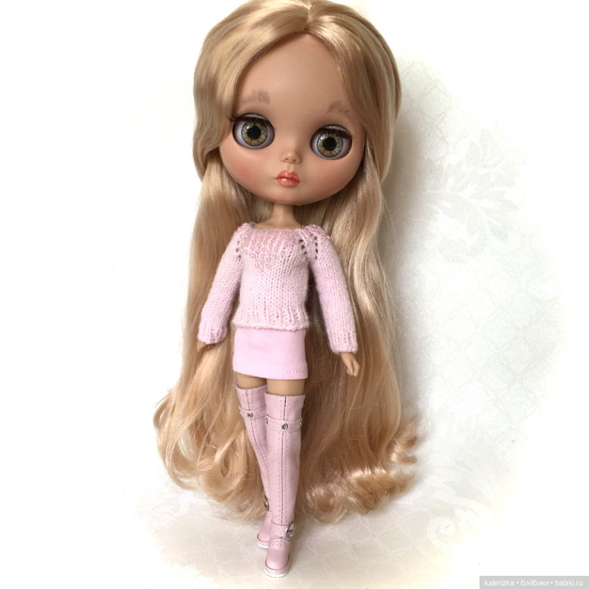 Одежда и обувь для Блайз из натуральной кожи