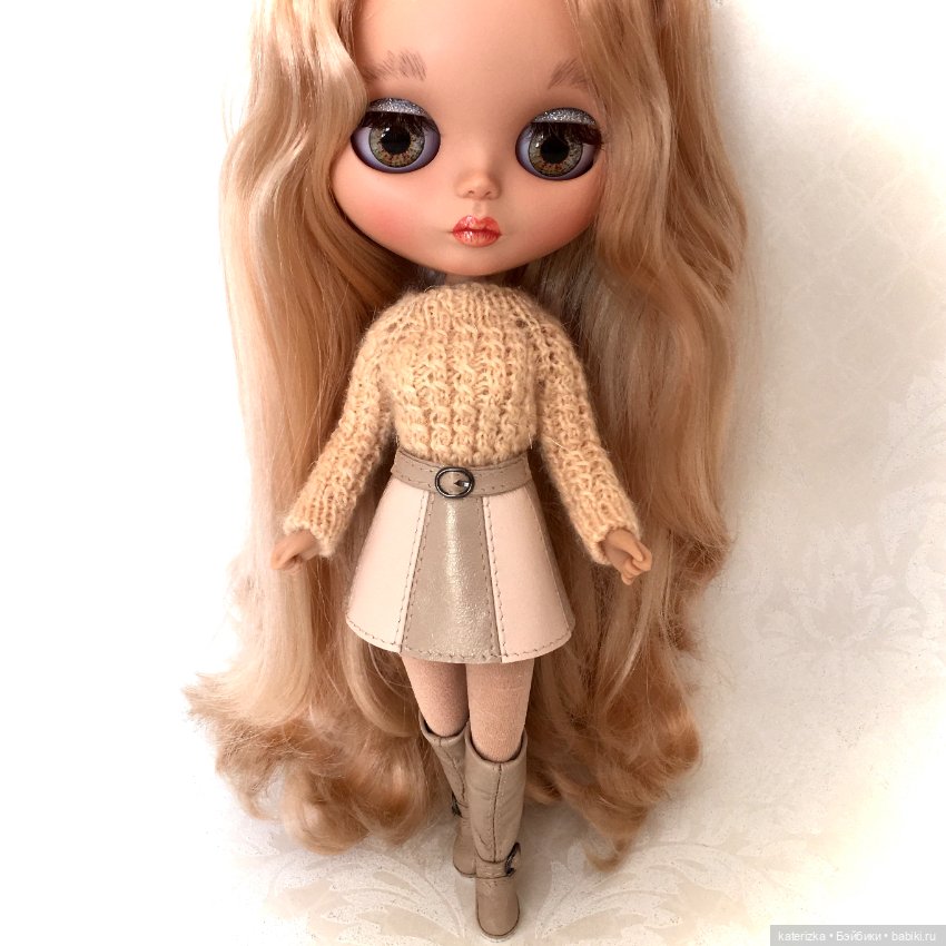 Одежда и обувь для Блайз из натуральной кожи
