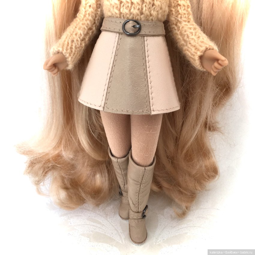 Одежда и обувь для Блайз из натуральной кожи