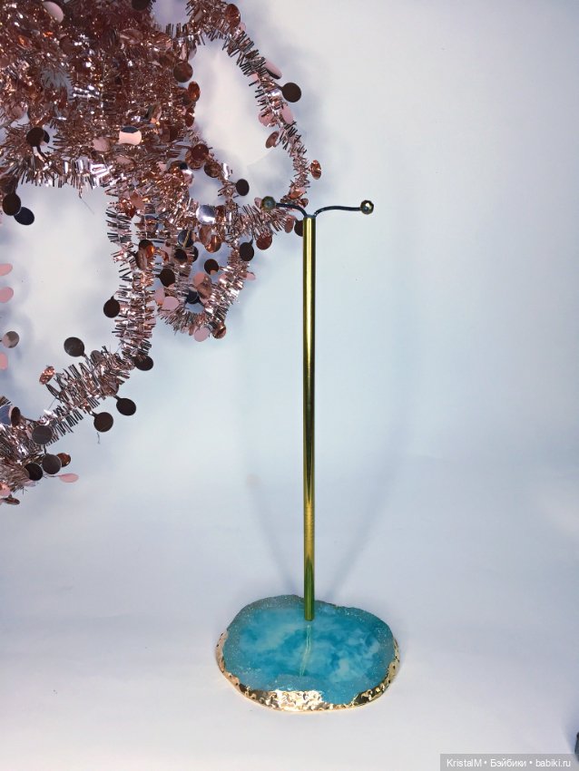 Авторские подставки для кукол