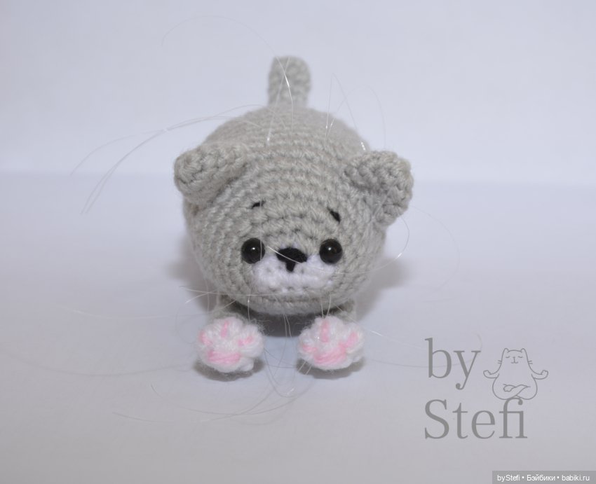 Мяу. Кто мяукает с утра? Прошка проснулся