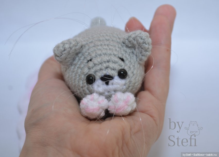 Мяу. Кто мяукает с утра? Прошка проснулся