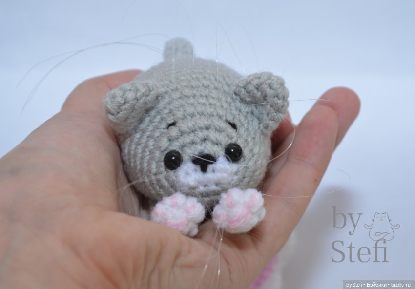 Мяу. Кто мяукает с утра? Прошка проснулся