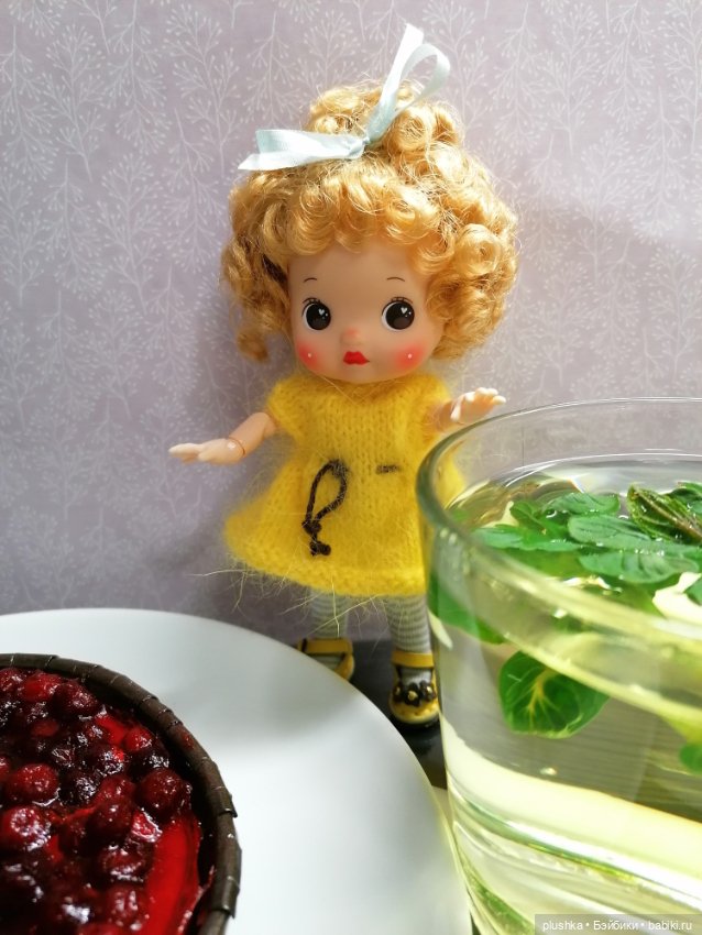 Малышка с золотыми кудряшками. Куколка mini cherry от PeachFace