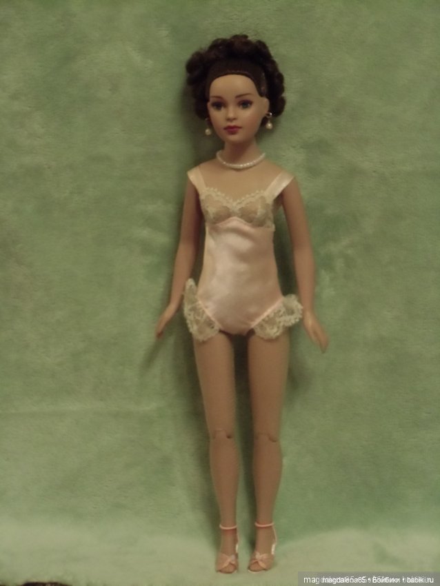Кукла-красавица и "личная гигиена"
