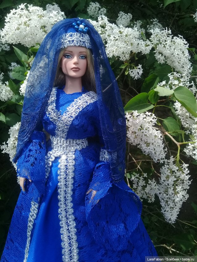 Сапфировый наряд для Агнеты в персидском стиле (фото 7)