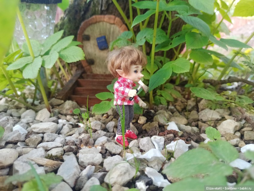 Уборка под яблоней. Realpuki. 117 часть (фото 3)