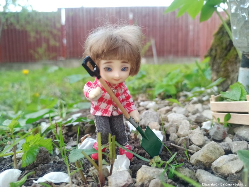 Уборка под яблоней. Realpuki. 117 часть (фото 8)