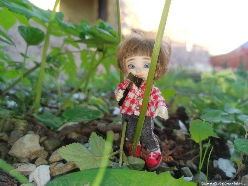 Уборка под яблоней. Realpuki. 117 часть (фото 6)