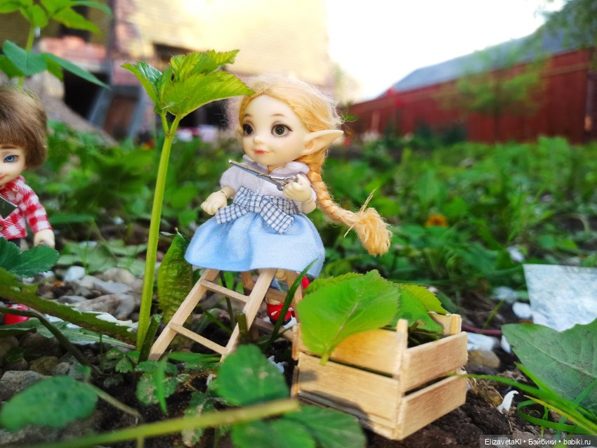 Уборка под яблоней. Realpuki. 117 часть (фото 7)