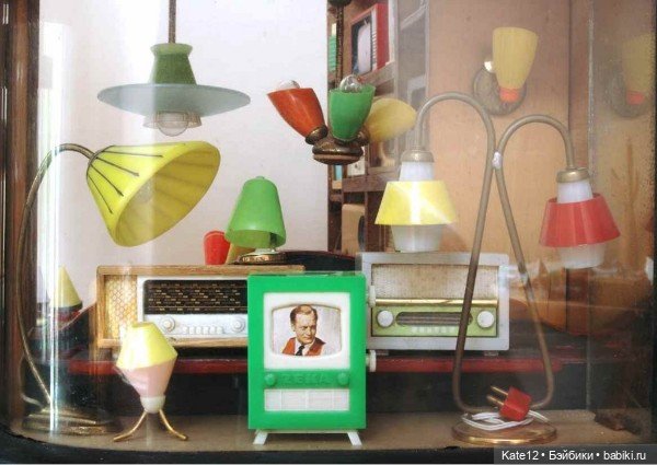 Кукольные домики 1950-60-х годов. Магазин. Лампы (фото 2)