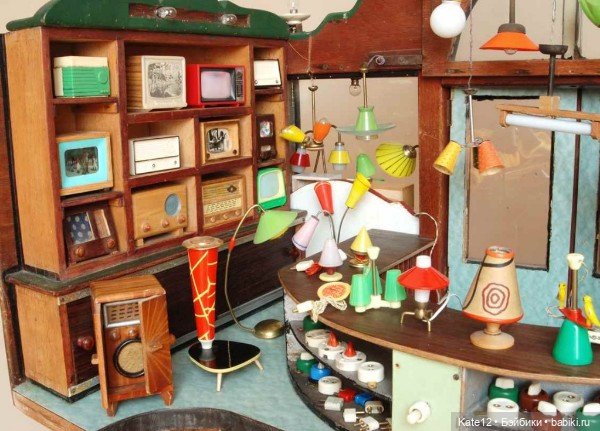 Кукольные домики 1950-60-х годов. Магазин. Лампы (фото 3)