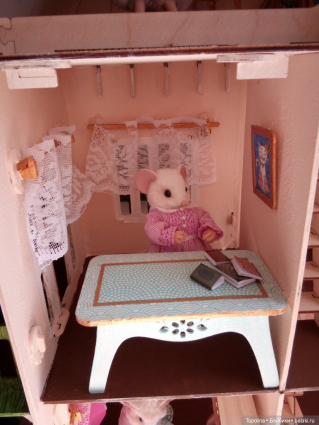 Сказочный мышечкин домик — Авторские игрушки из разных материалов: синельная проволока (фото 4)