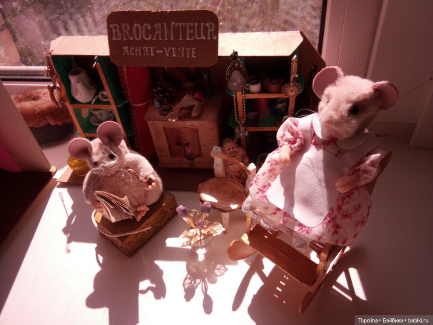 Сказочный мышечкин домик — Авторские игрушки из разных материалов: синельная проволока (фото 2)