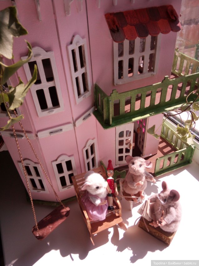 Сказочный мышечкин домик — Авторские игрушки из разных материалов: синельная проволока