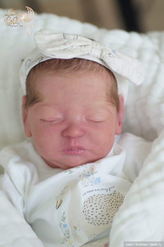 Leah скульптора Rachel Smith, автор прототипа Lilly Gold